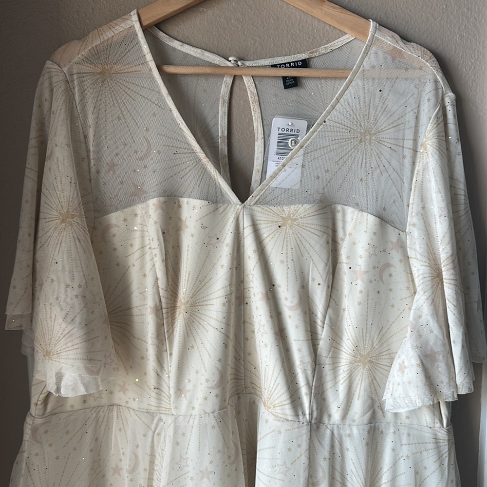 Nwt Torrid Midi Mesh Flutter Sleeve Starburst Dre… - image 7